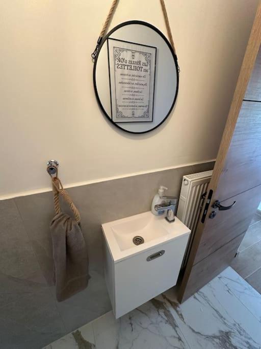 Magnifique Appartement F3. 4 A 6 Personnes Lutterbach Luaran gambar