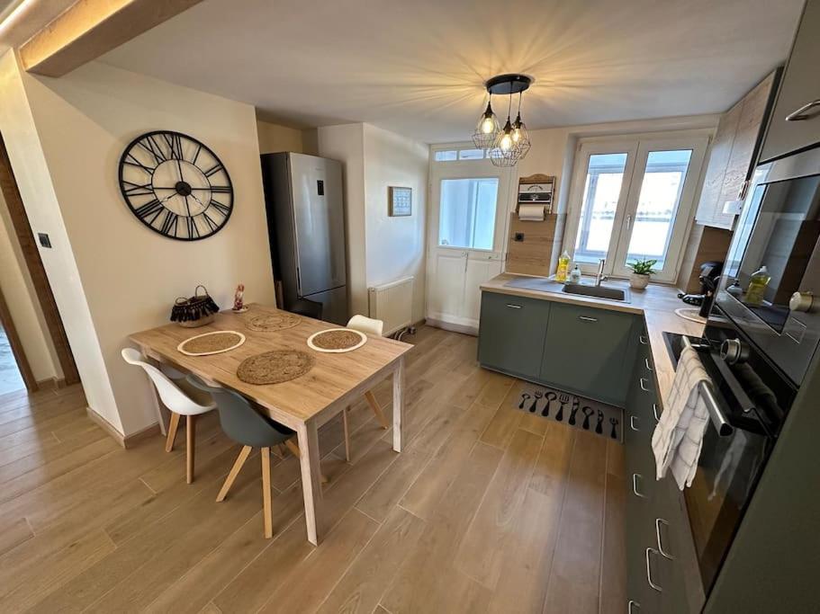 Magnifique Appartement F3. 4 A 6 Personnes Lutterbach Luaran gambar