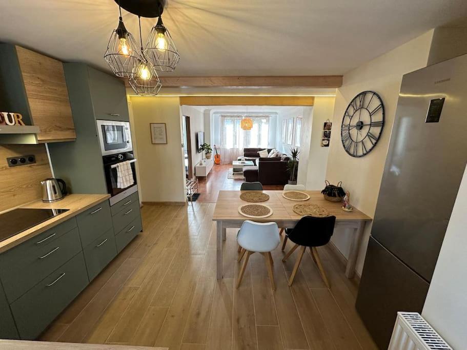 Magnifique Appartement F3. 4 A 6 Personnes Lutterbach Luaran gambar